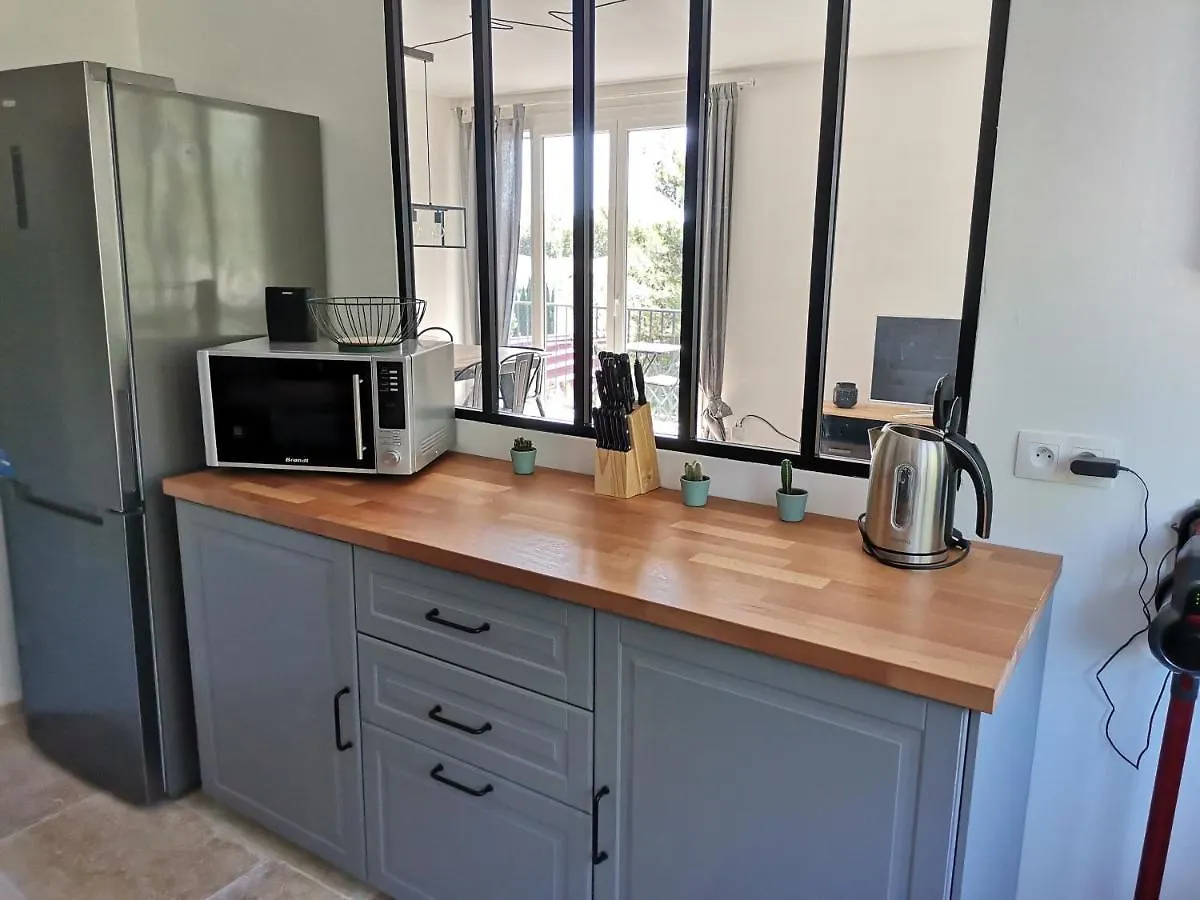Appartement Mysofa'Mily Tout Confort, Avec Garage Et Parking Avignon 0*,  France